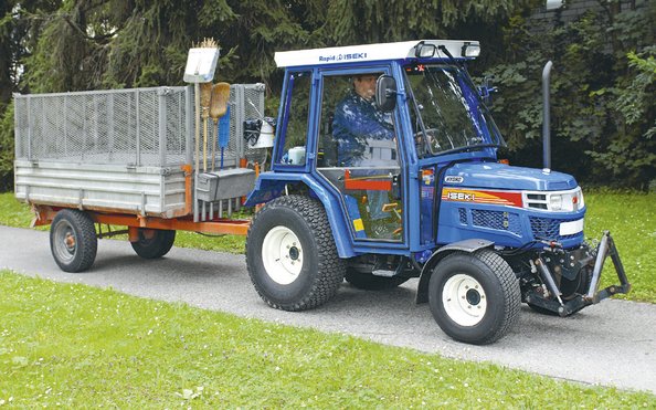 Runderneuerung von Spezialreifen